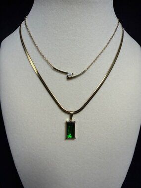 2 Separate Gold Necklace Set Green Pendant Pearl Minimalist Elegant Jewelry